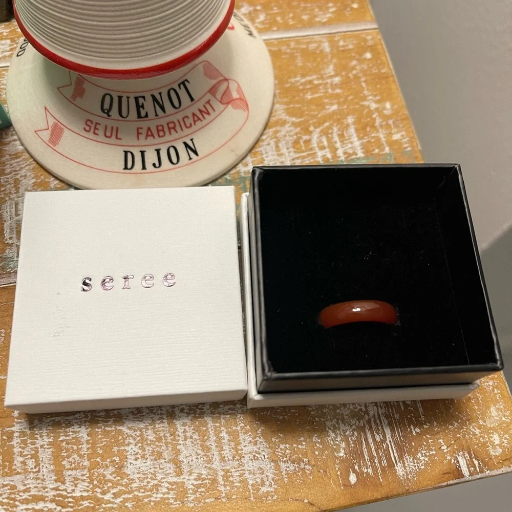 Seree Size 7 Persimmon Dark Orange Jade Stone Ring in Box
